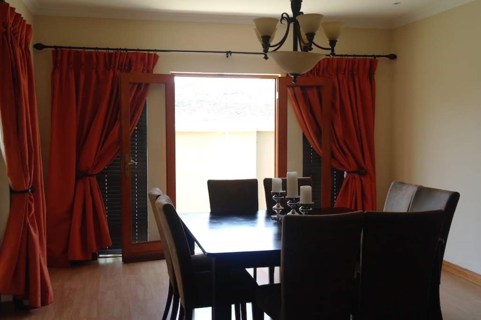 71422_DiningRm.jpg