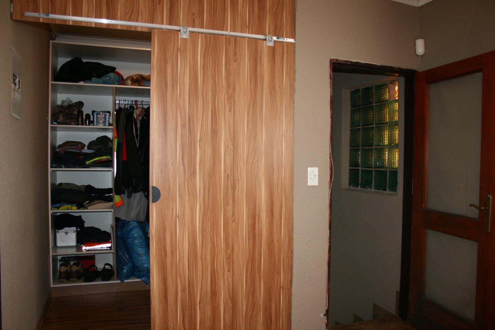 740494_15.jpg