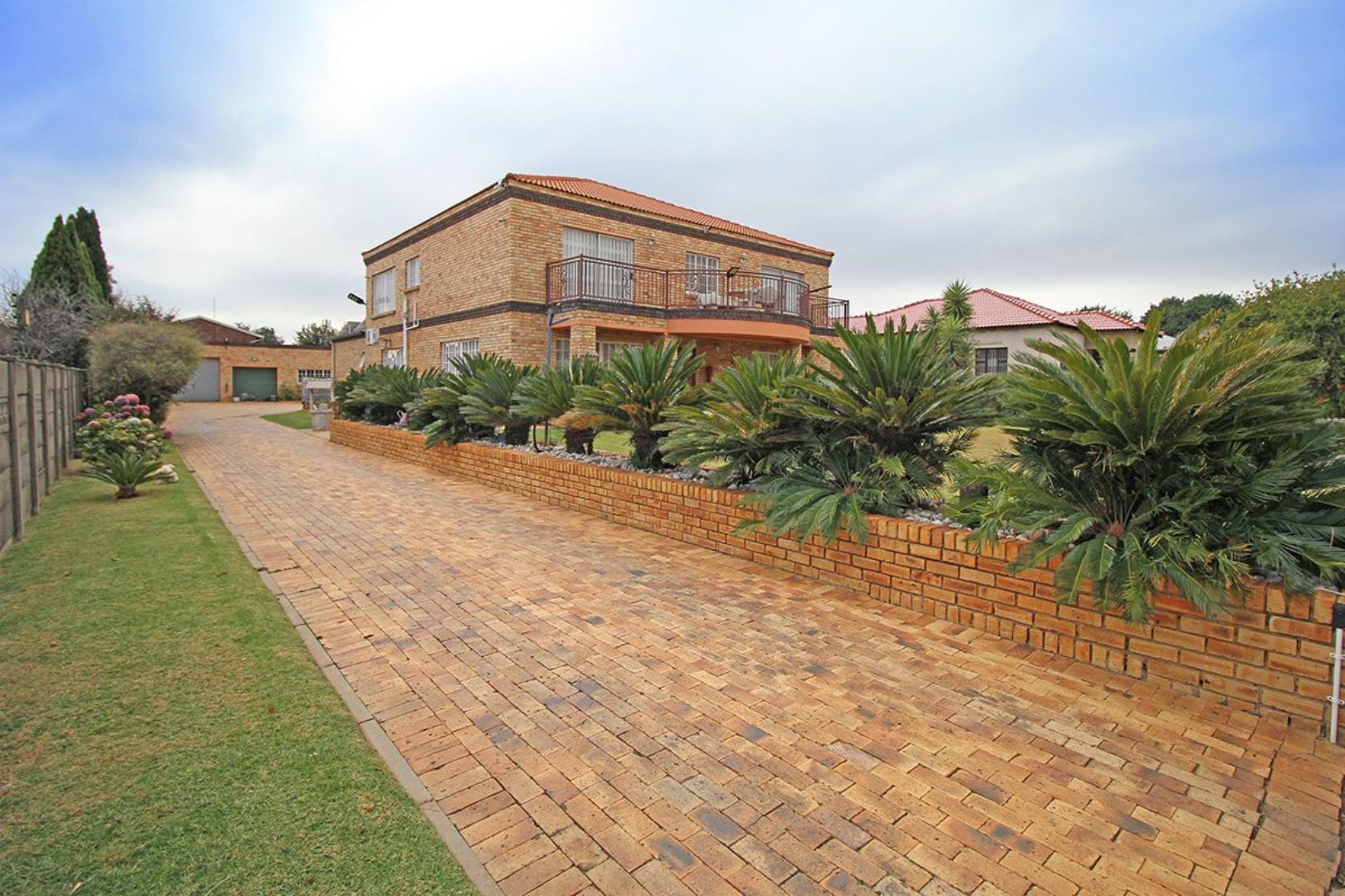 4 Bedroom House for Sale - Gauteng