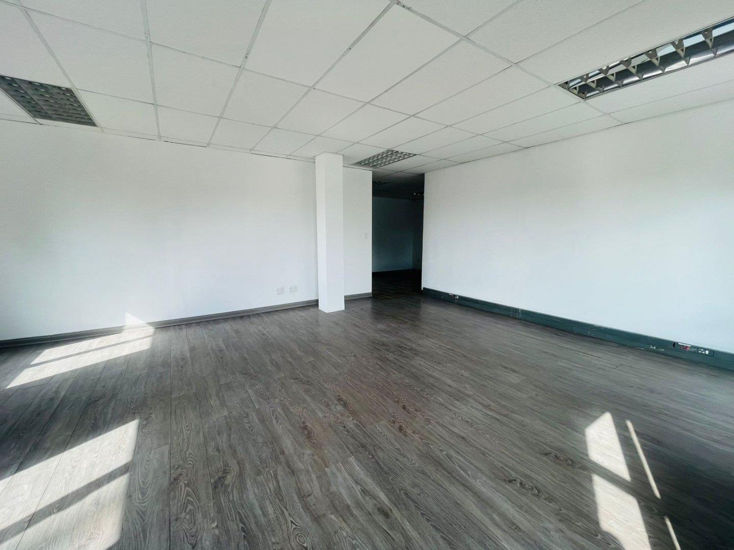 766044_17.jpg