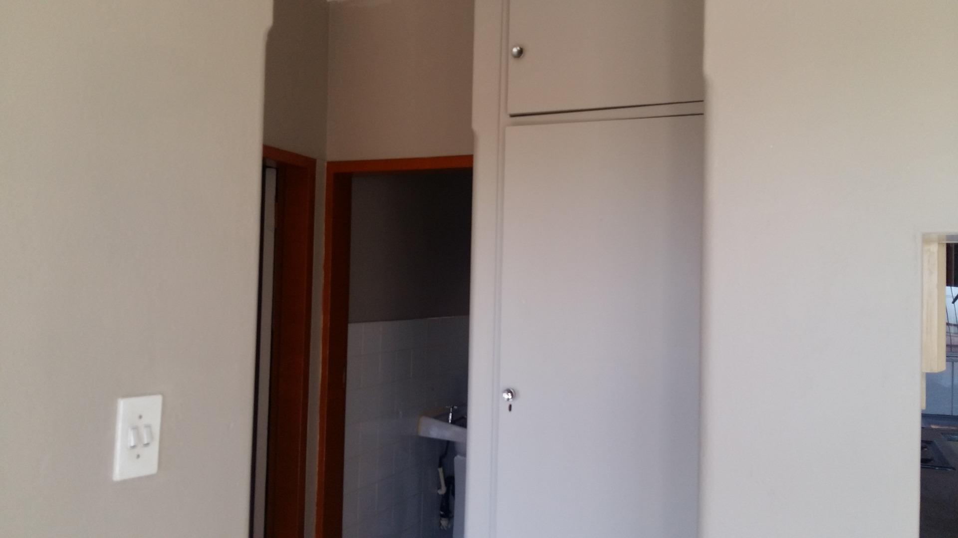 94366_070.jpg
