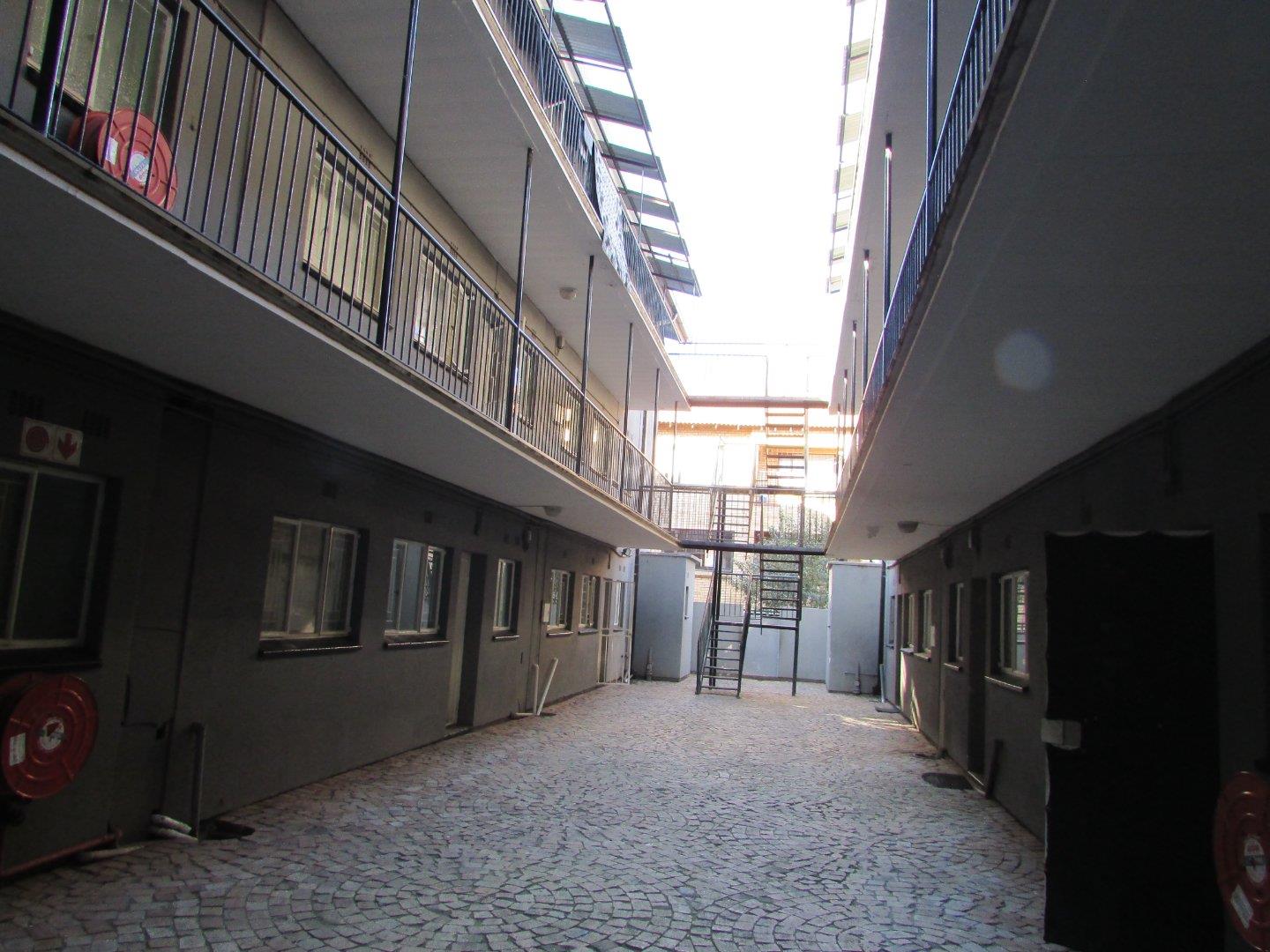 536229_15.jpg