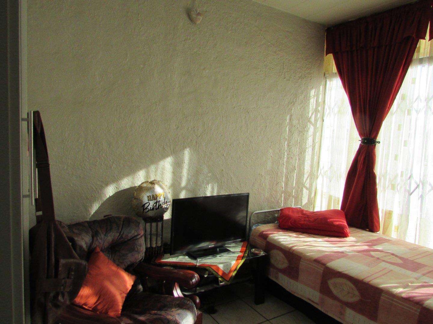 536229_3.jpg