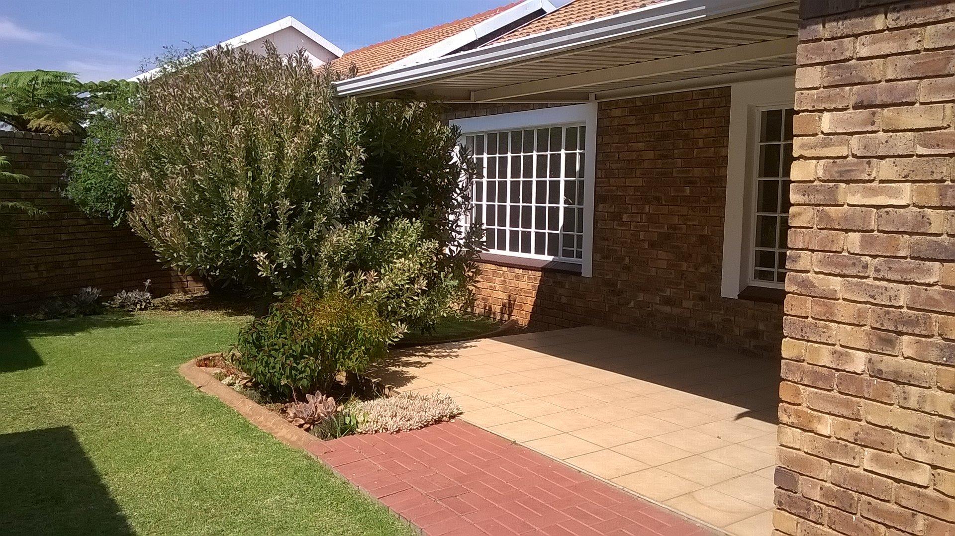 2 Bedroom Retirement Village for Sale - Gauteng