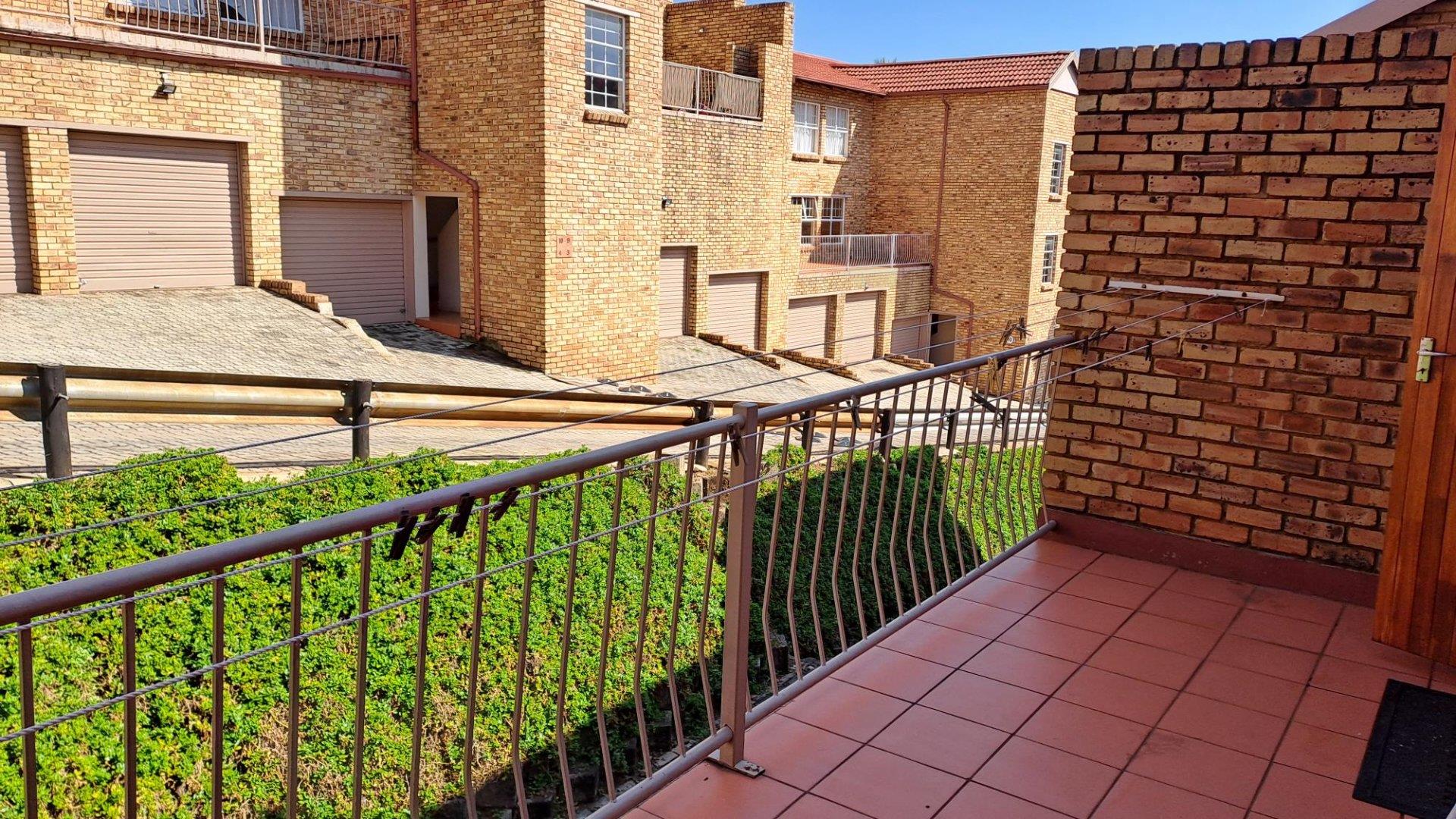 1 Bedroom Apartment for Sale - Gauteng