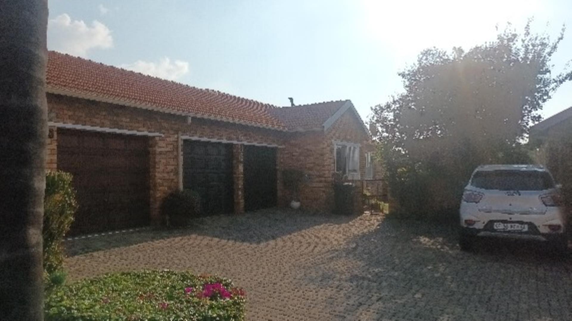 3 Bedroom Townhouse for Sale - Gauteng