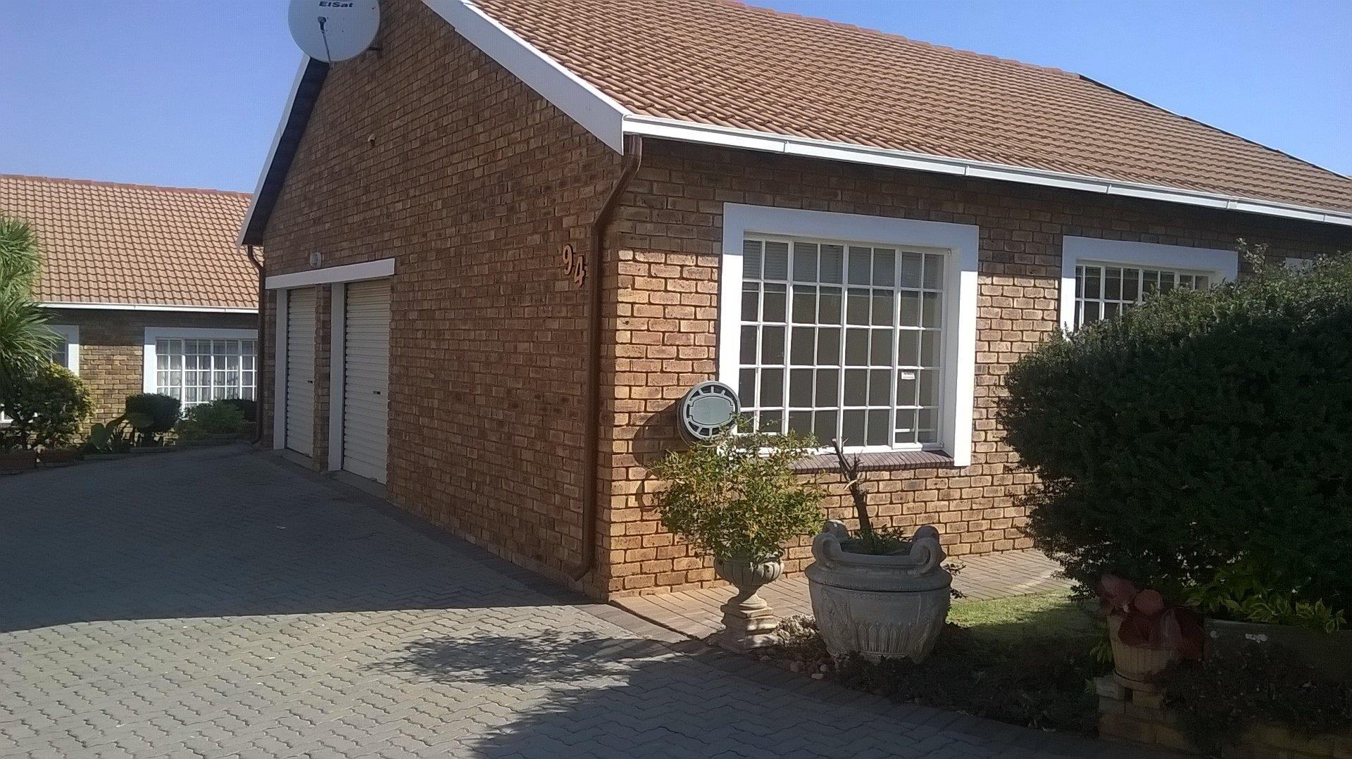 2 Bedroom Retirement Village for Sale - Gauteng