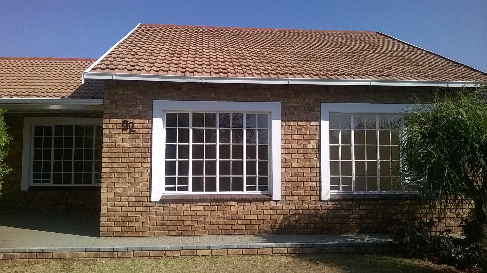 2 Bedroom Retirement Village for Sale - Gauteng