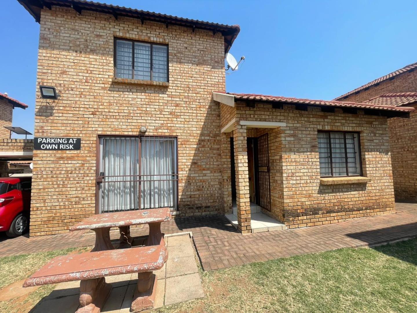 3 Bedroom Townhouse for Sale - Gauteng