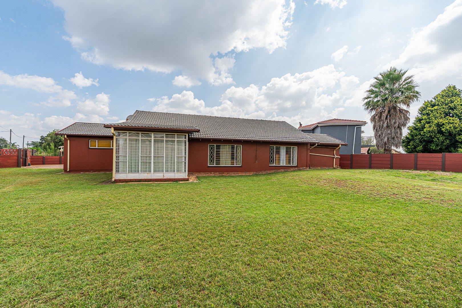 4 Bedroom House for Sale - Gauteng