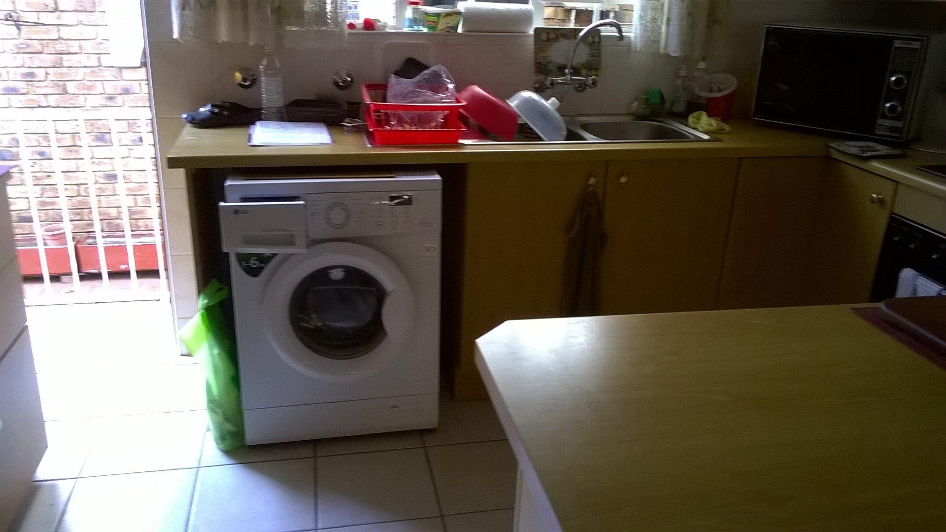 732162_12.jpg