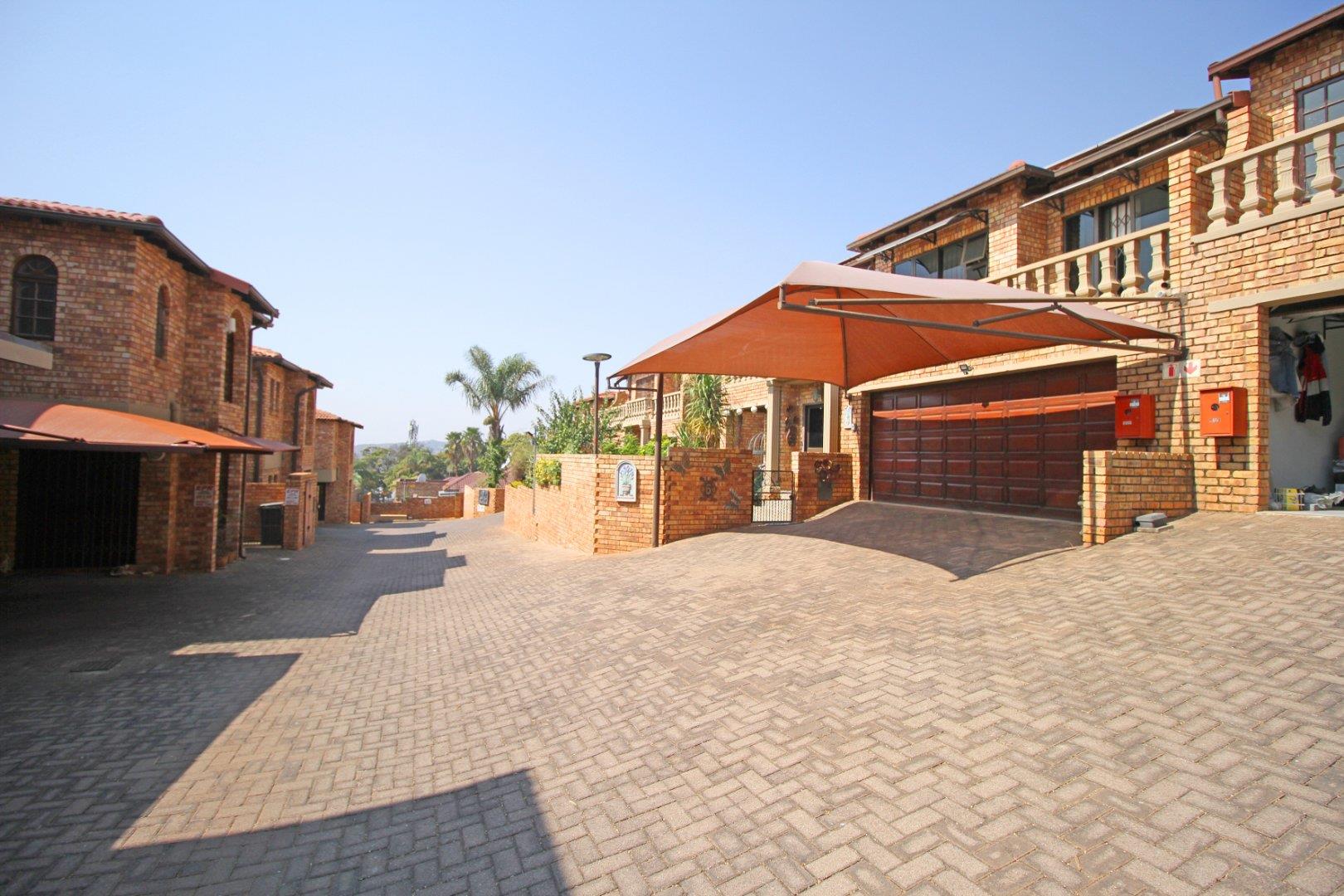 755010_52.jpg