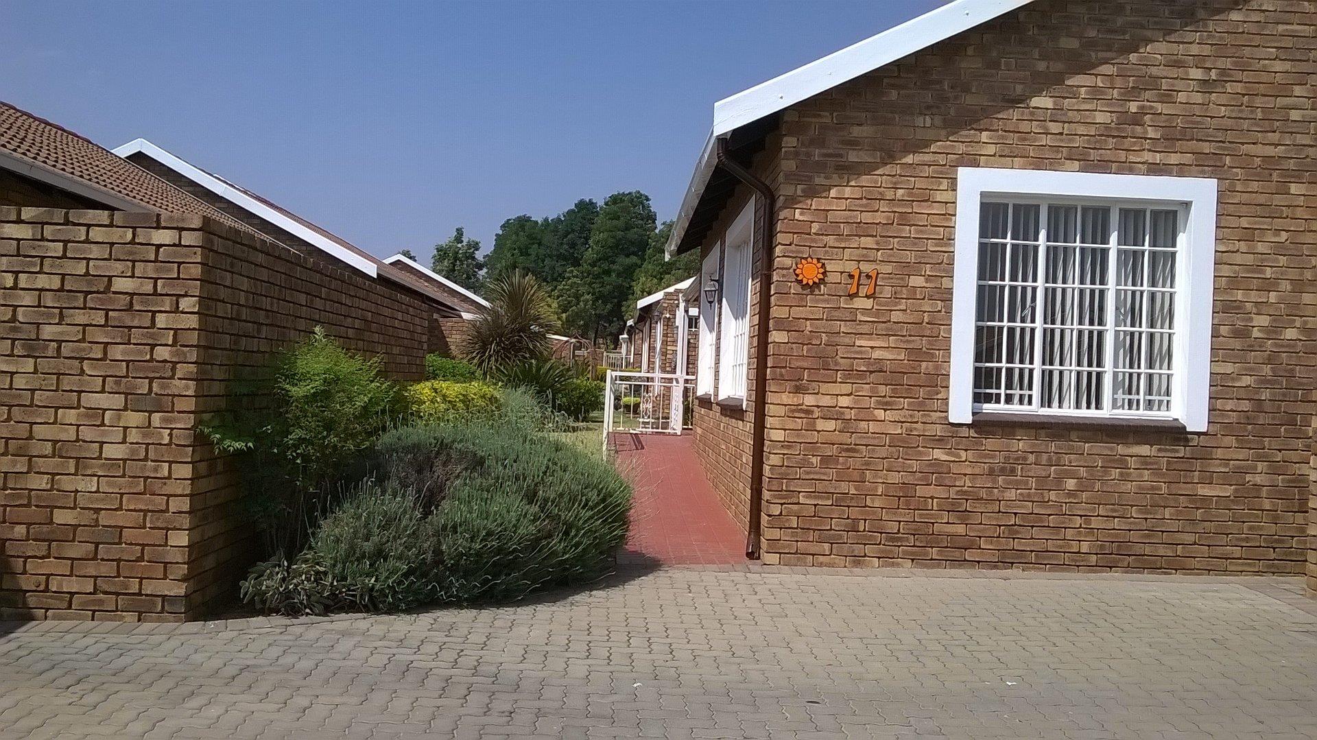 2 Bedroom Retirement Village for Sale - Gauteng