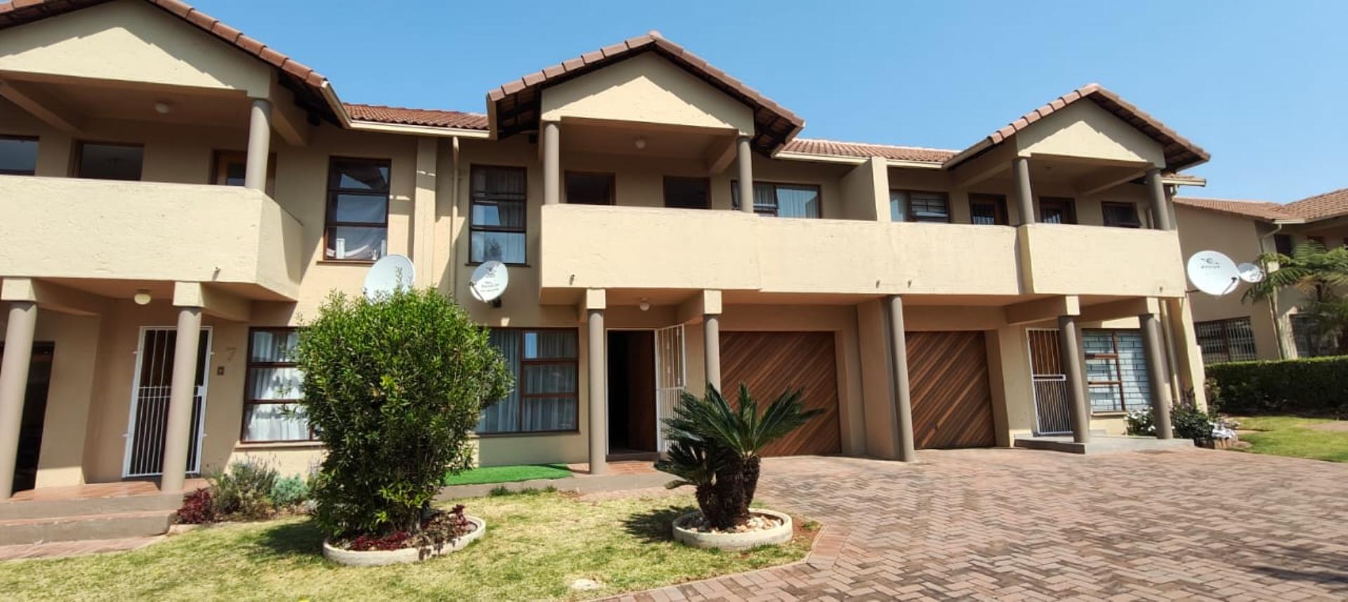 3 Bedroom Townhouse for Sale - Gauteng