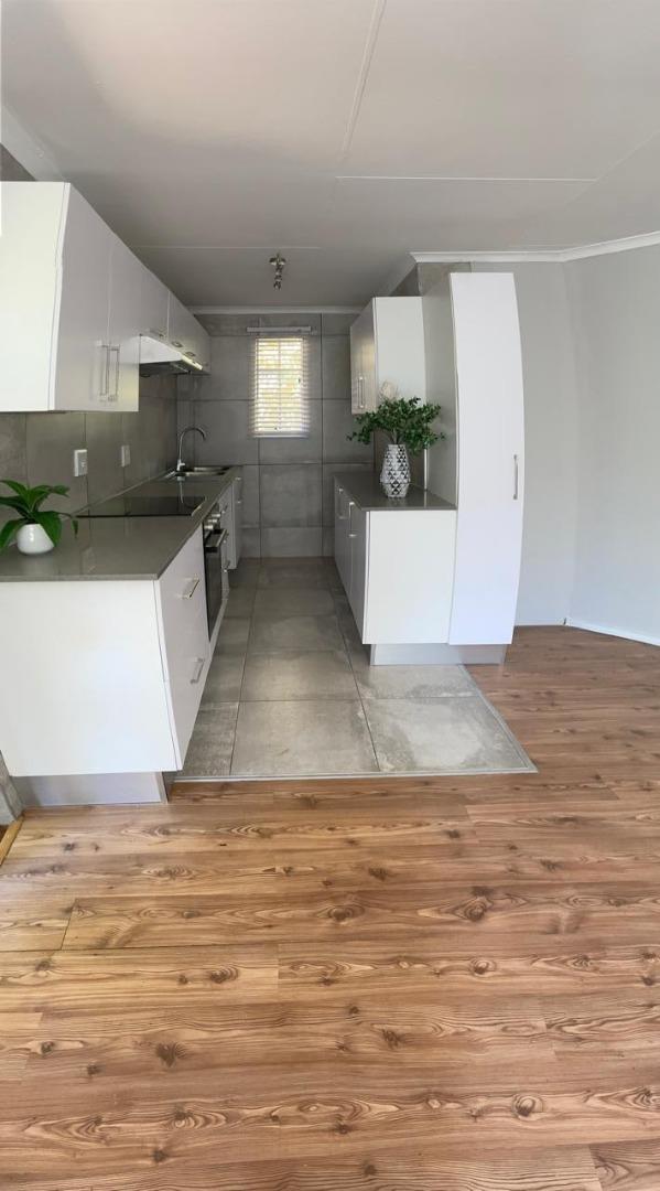 755299_Kitchen_pic_3.jpeg