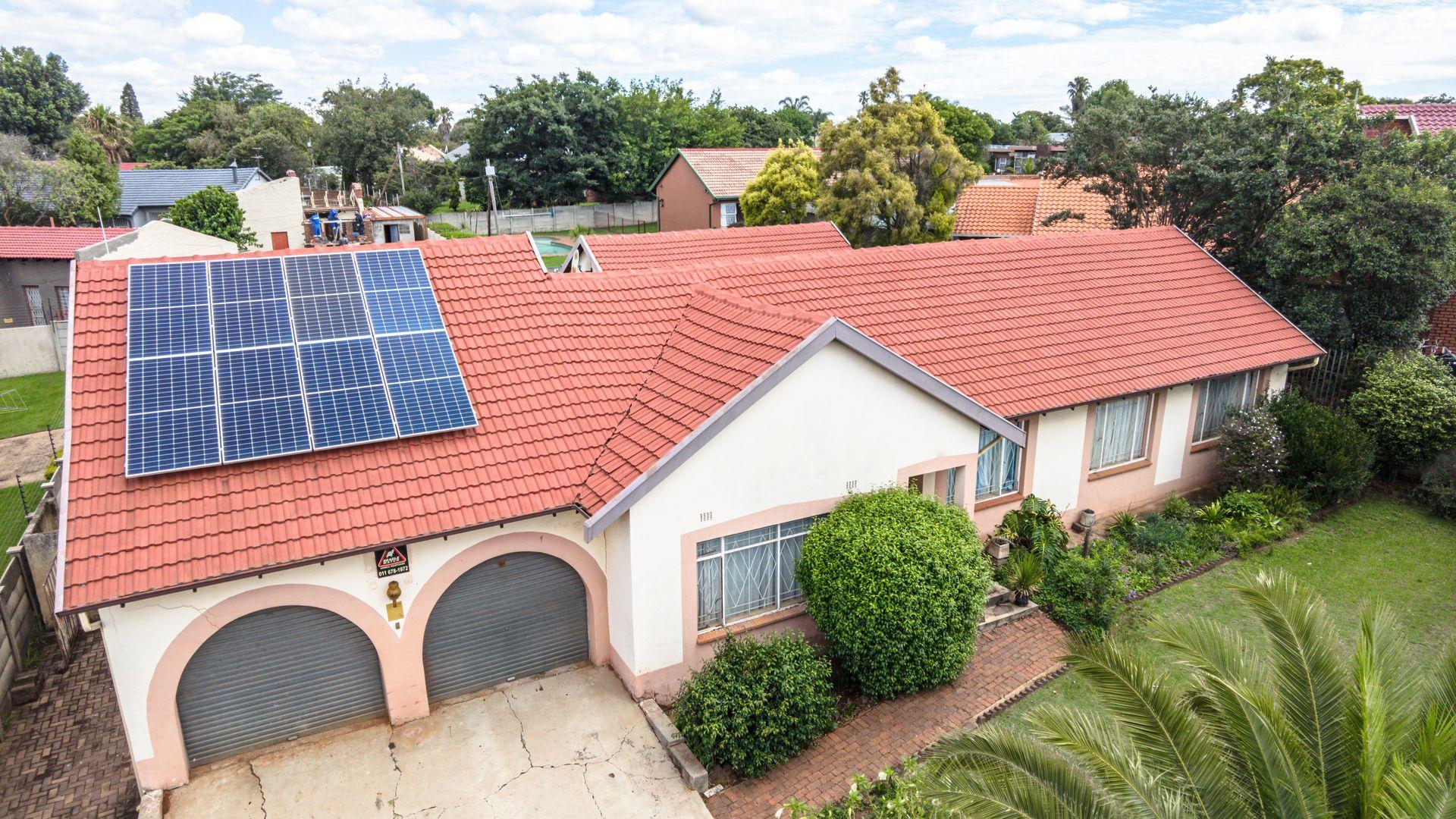 5 Bedroom House for Sale - Gauteng