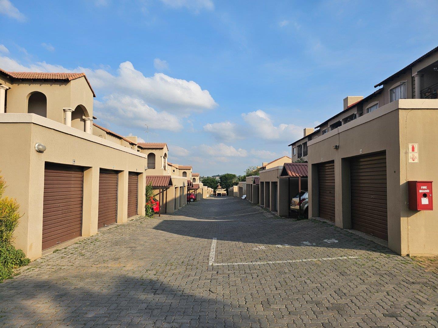 2 Bedroom Apartment for Sale - Gauteng