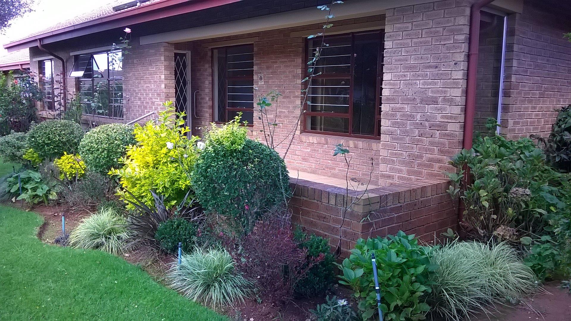 2 Bedroom Retirement Village for Sale - Gauteng