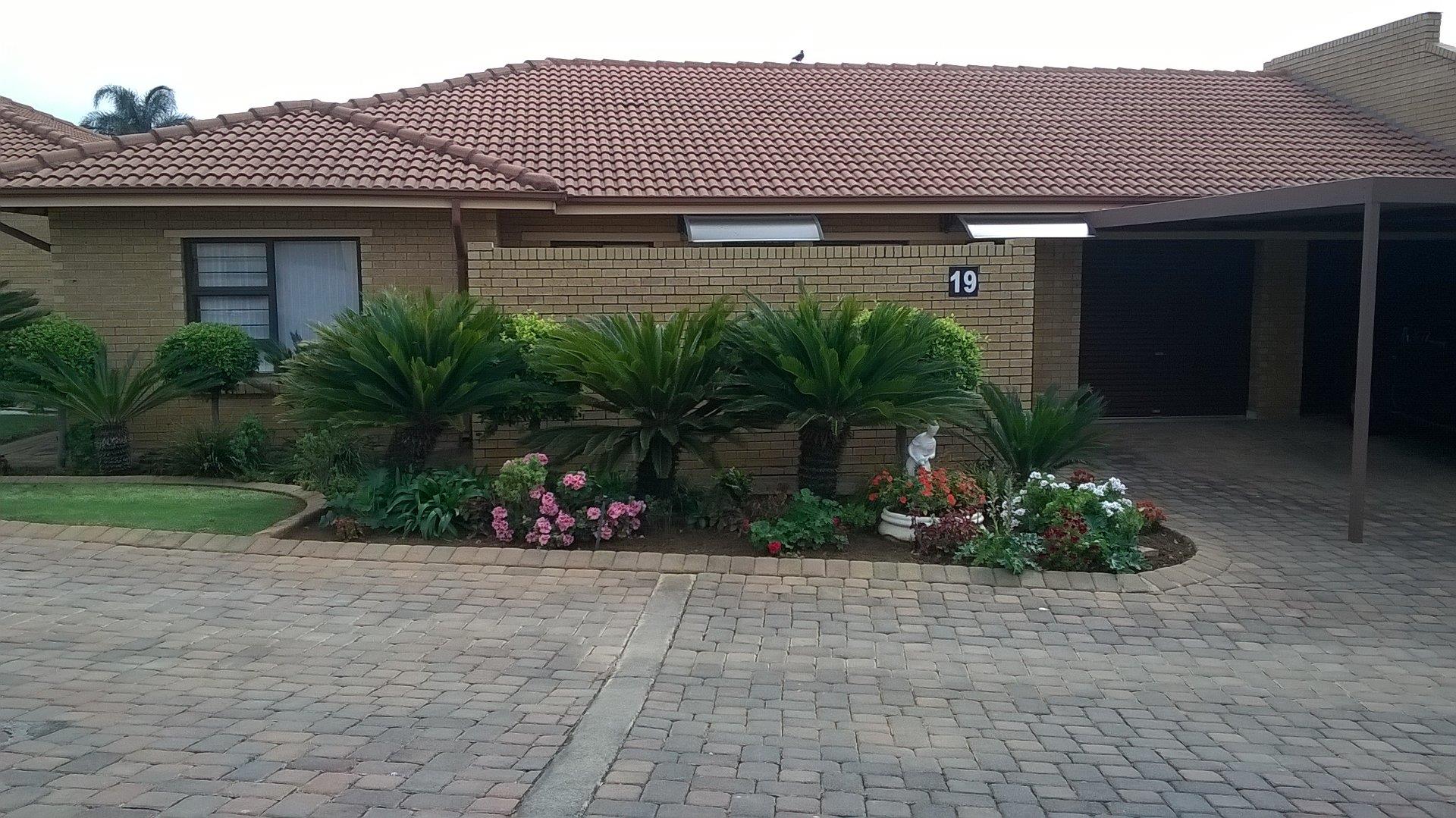 2 Bedroom Retirement Village for Sale - Gauteng